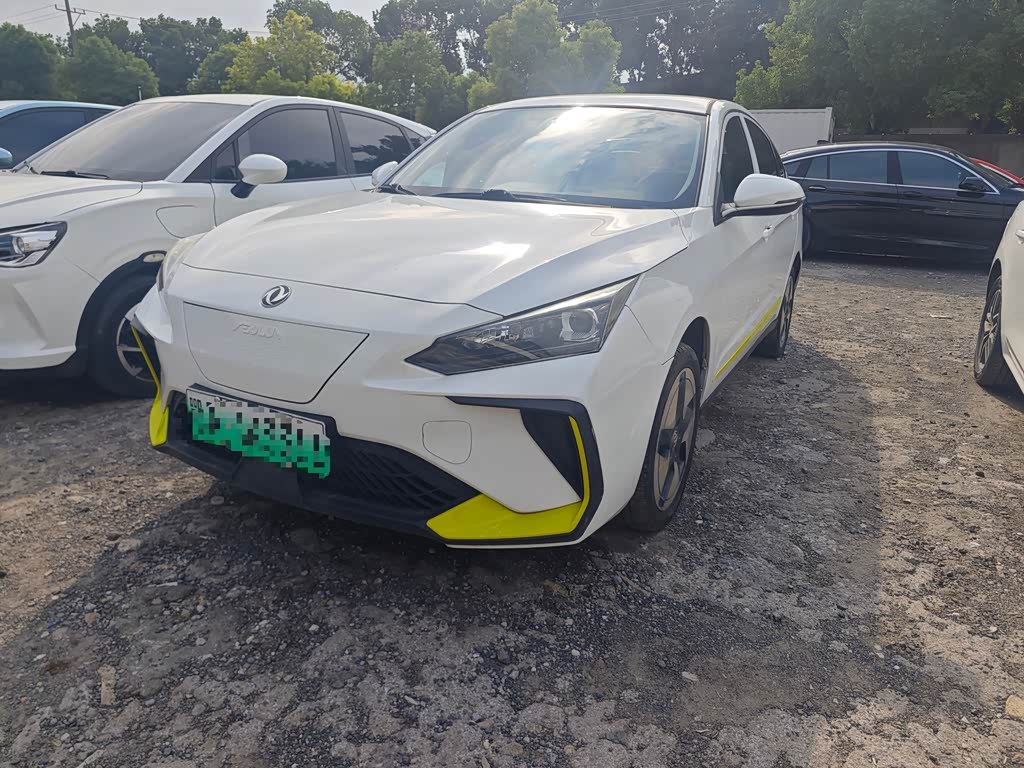 Dongfeng E70