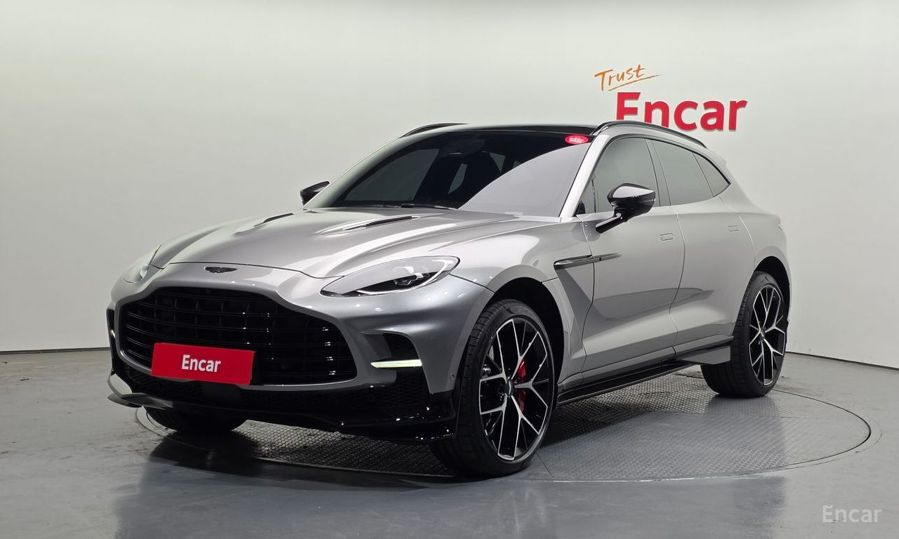 Aston Martin DBX