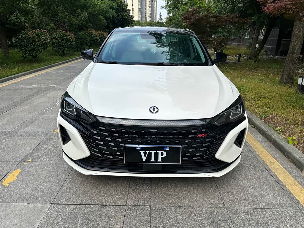 Dongfeng Aeolus Yixuan Max