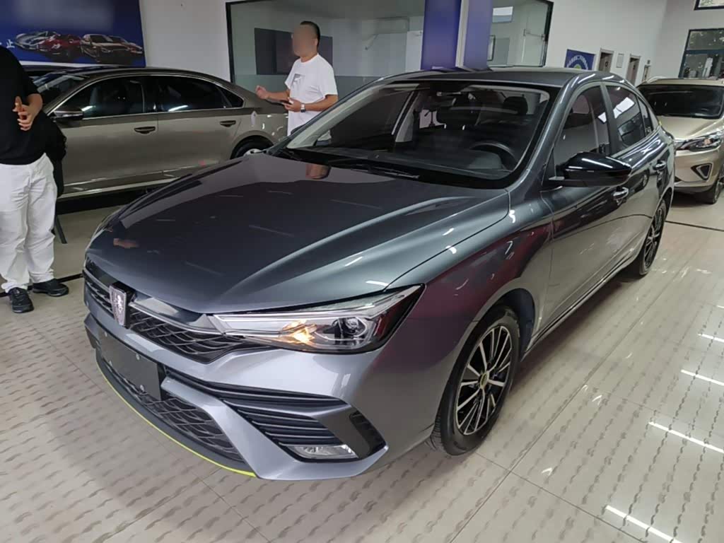 Roewe i5