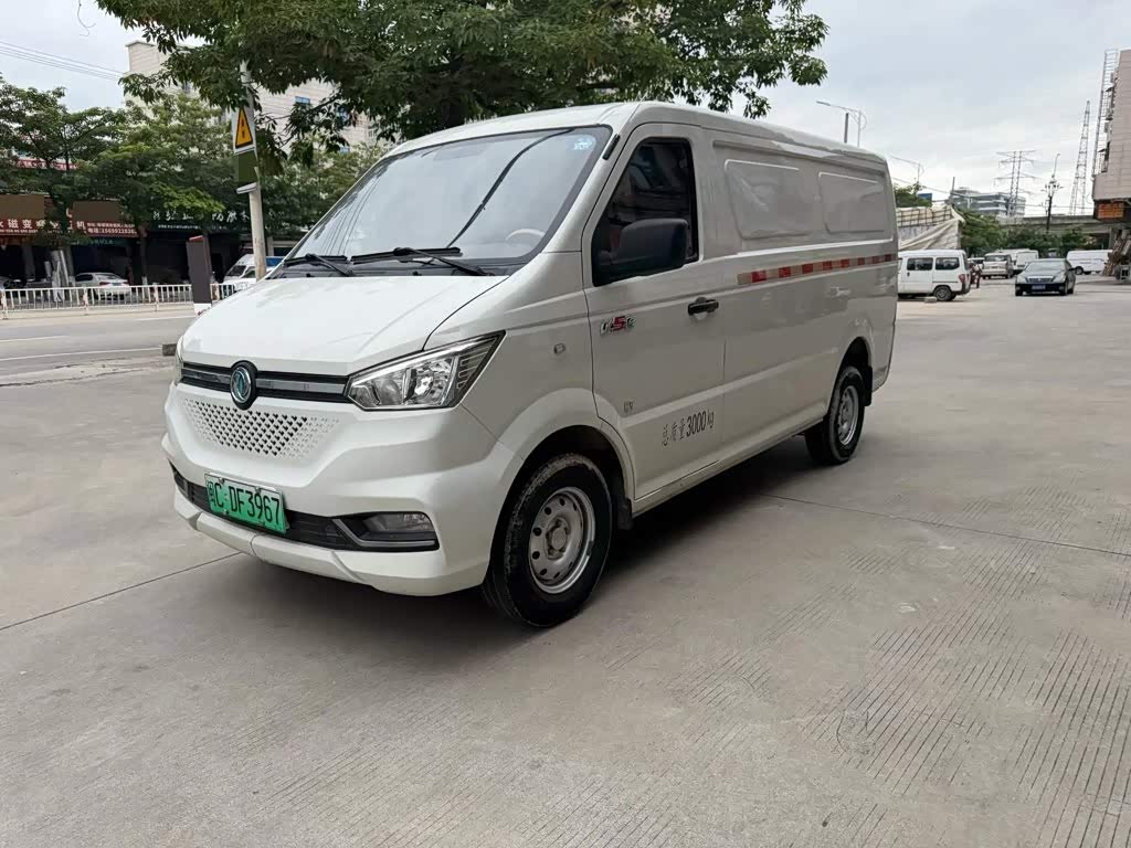 Dongfeng EM26
