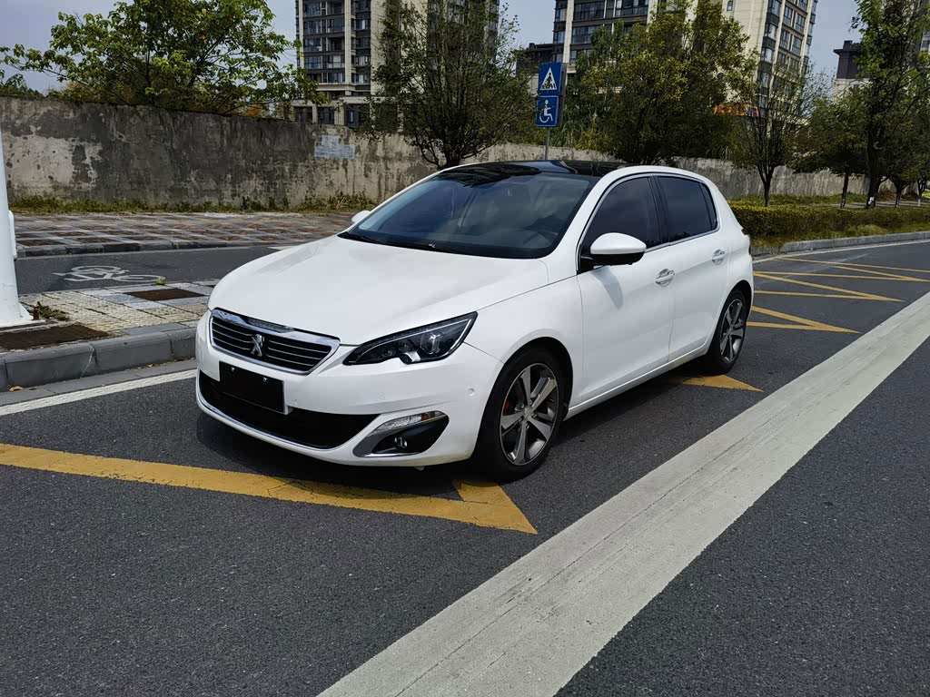 Peugeot 308S