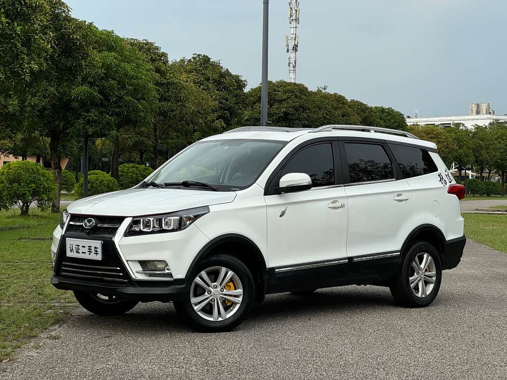 BAIC S3