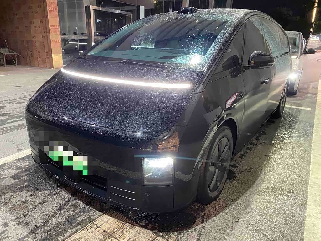 Li Auto MEGA