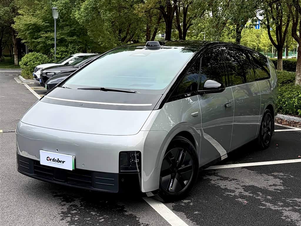 Li Auto MEGA