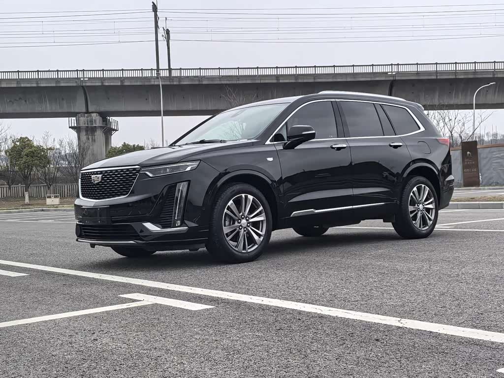 Cadillac XT6