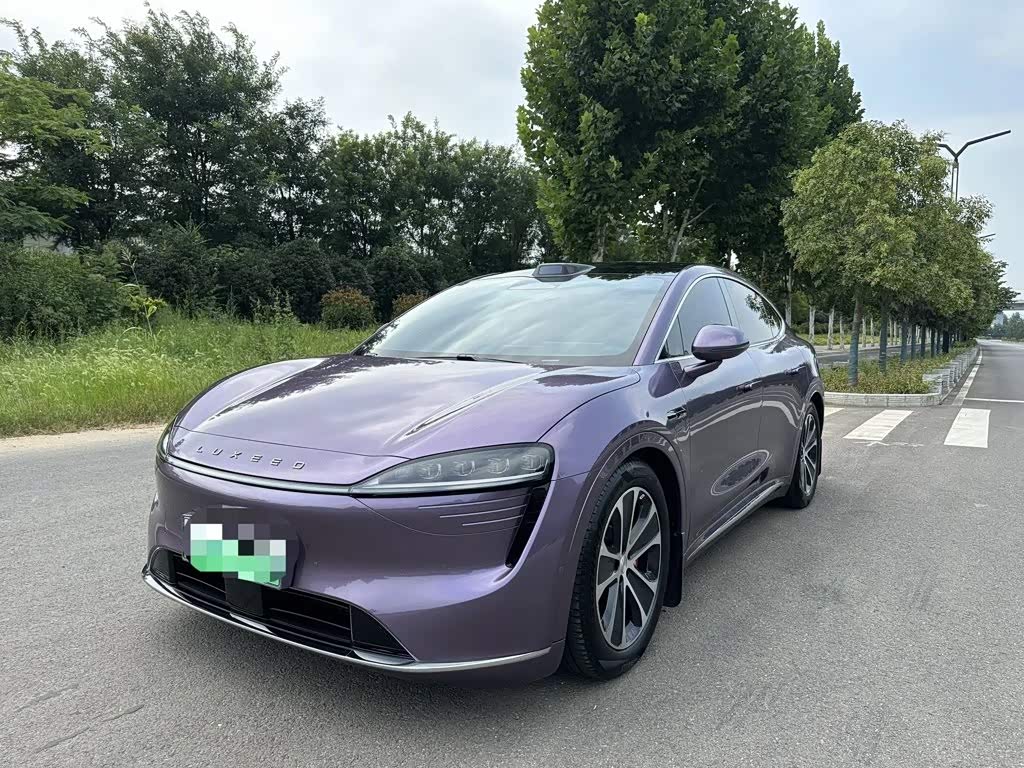 Luxeed R7