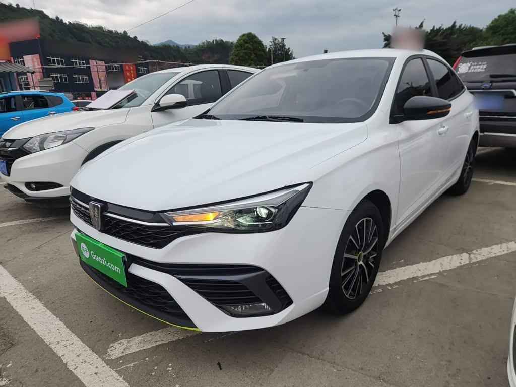 Roewe i5