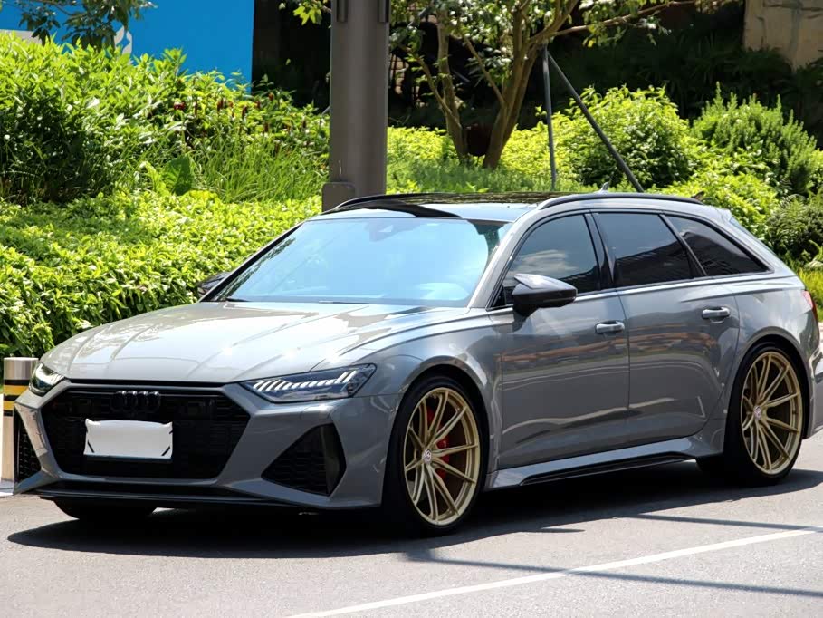 Audi RS 6