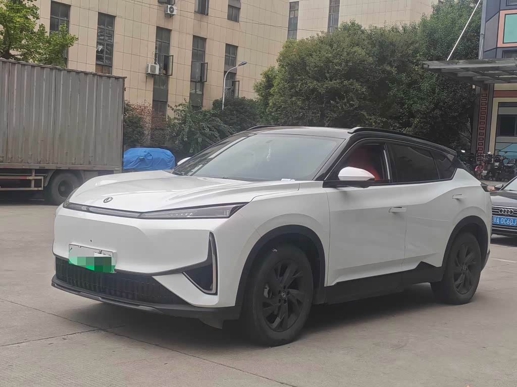 Dongfeng L7