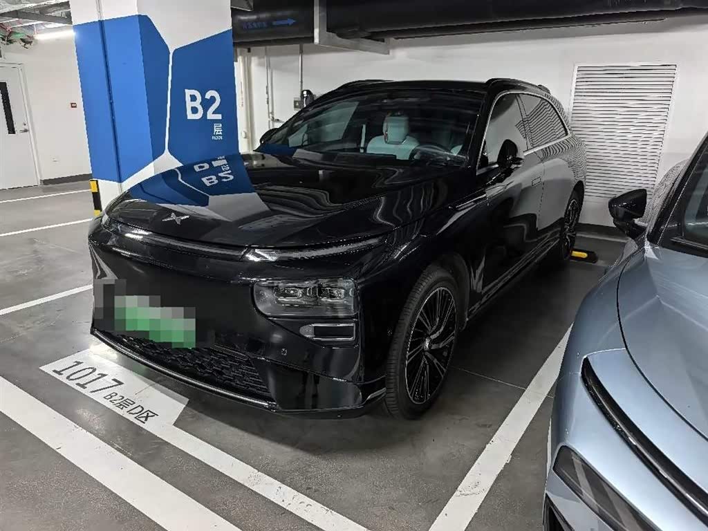 Xpeng G9