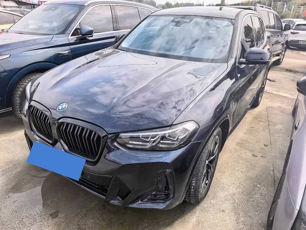 BMW iX3
