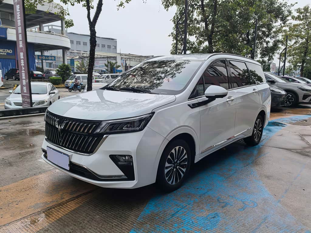 Wuling Jiachen