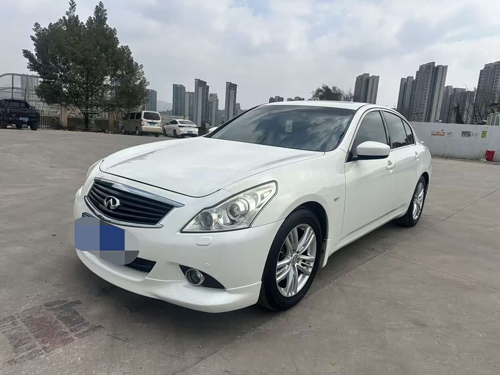 Infiniti G