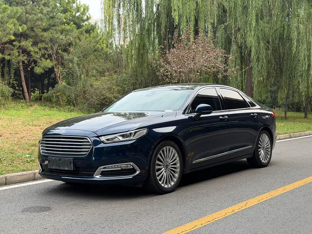 Ford Taurus