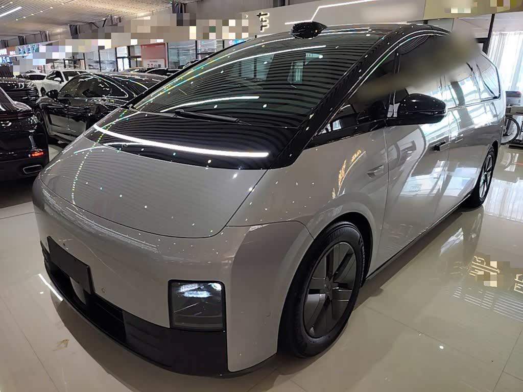 Li Auto MEGA