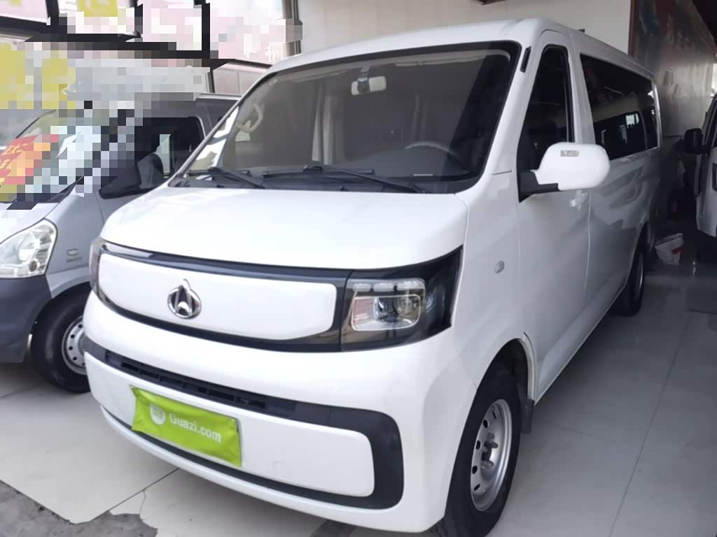 Changan EM80
