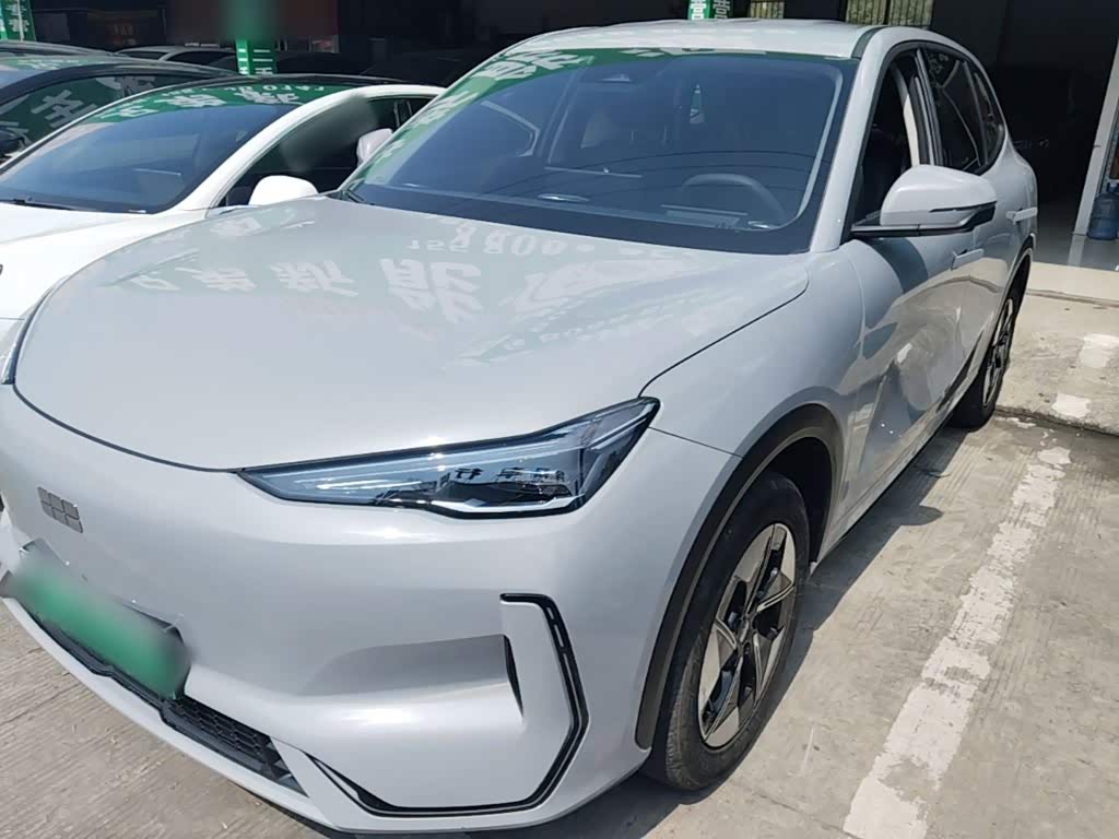 Geely Galaxy Galaxy E5