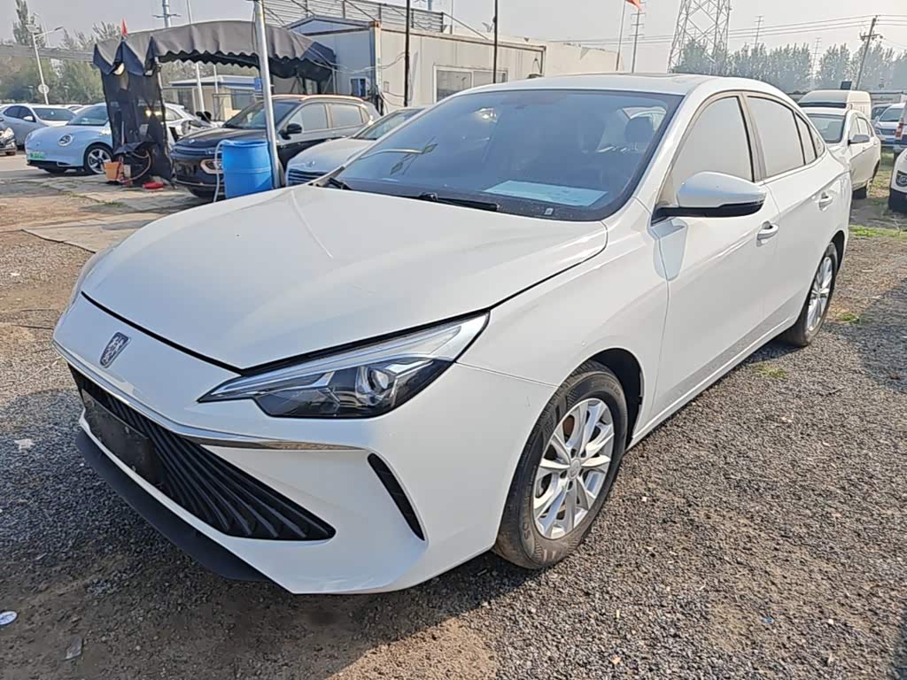 Roewe i5