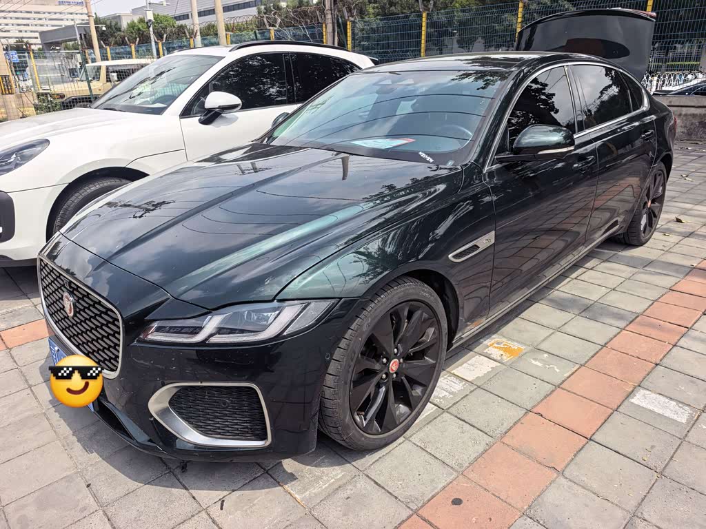 Jaguar XFL