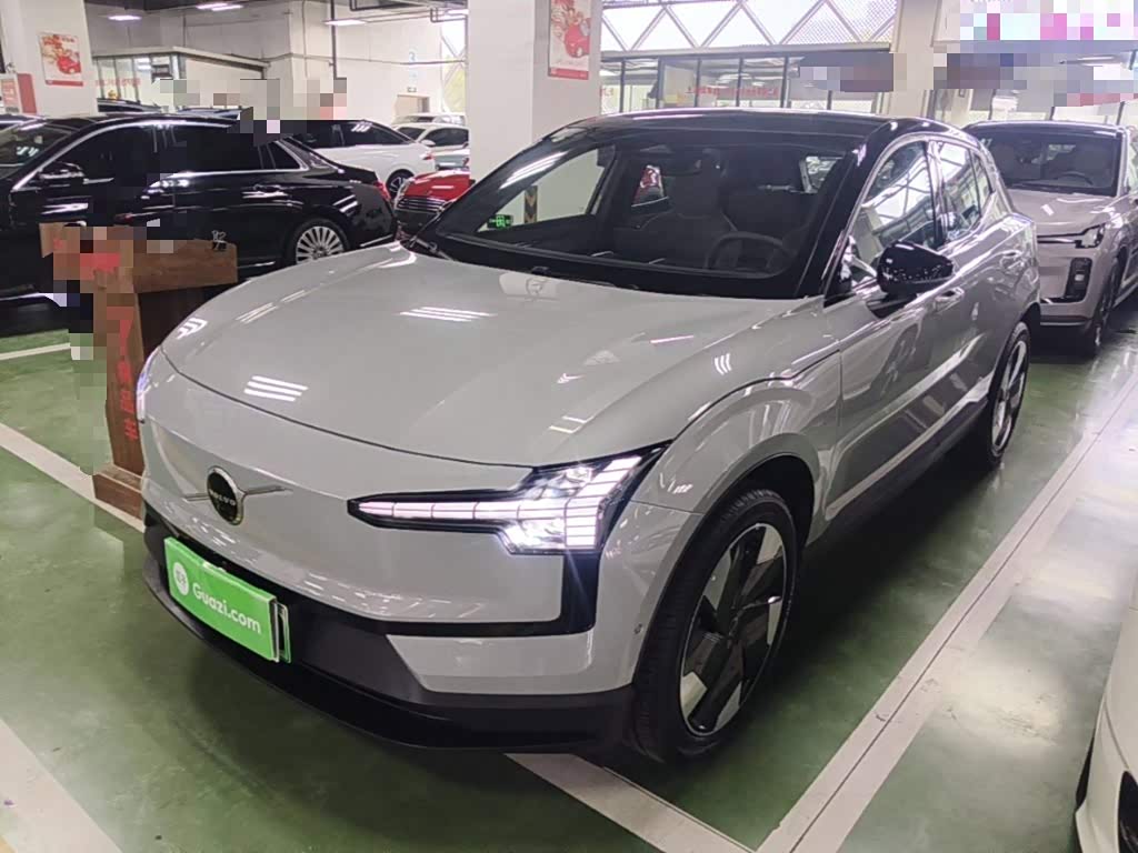 Volvo EX30