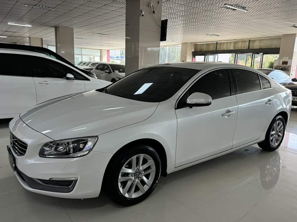 Volvo S60