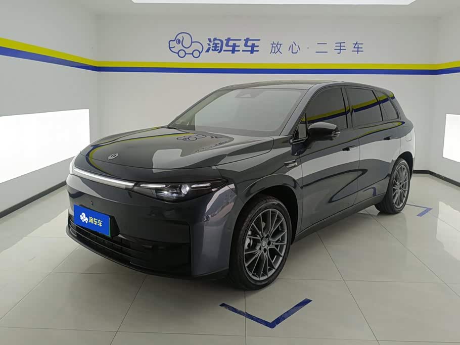 Leapmotor C10