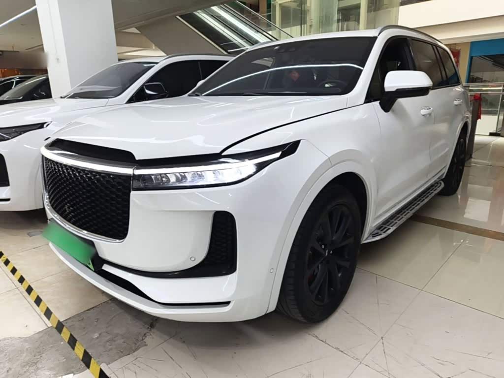 Li Auto ONE