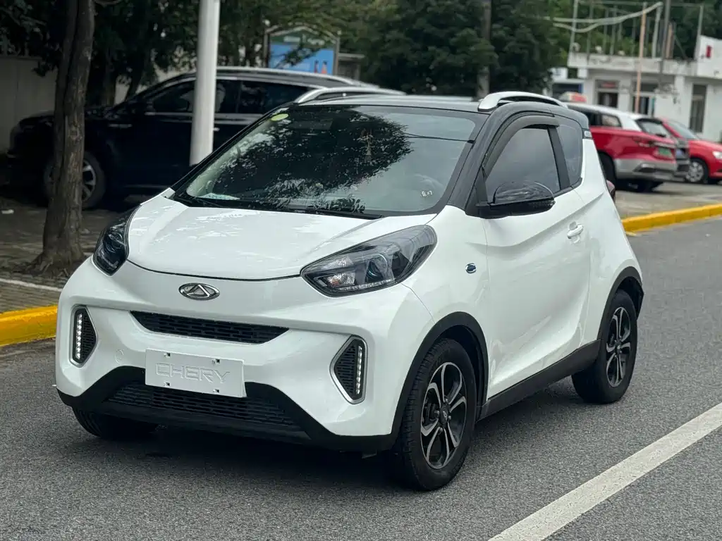 Chery Little Ant