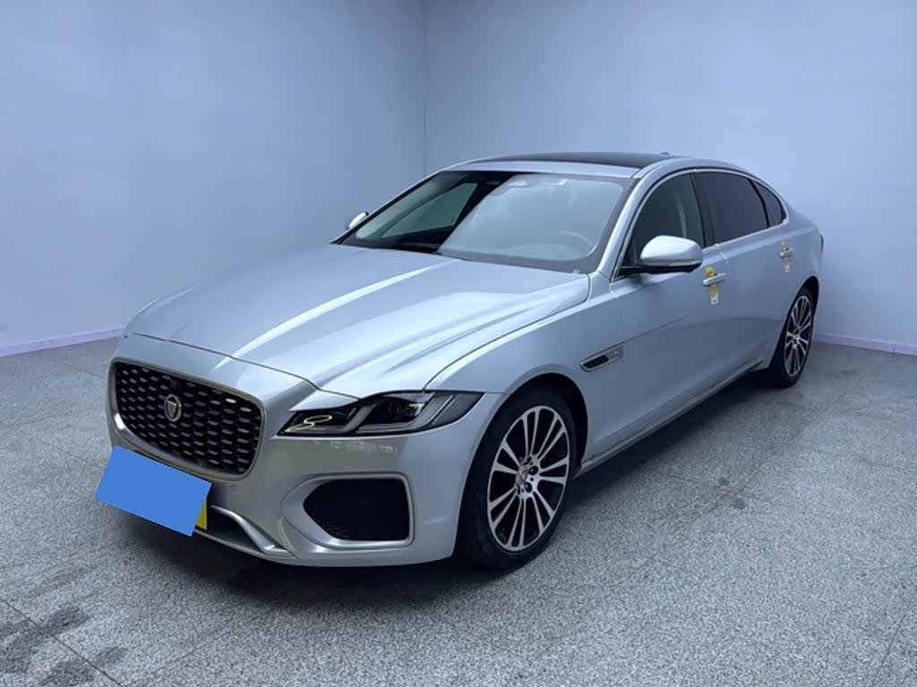 Jaguar XFL