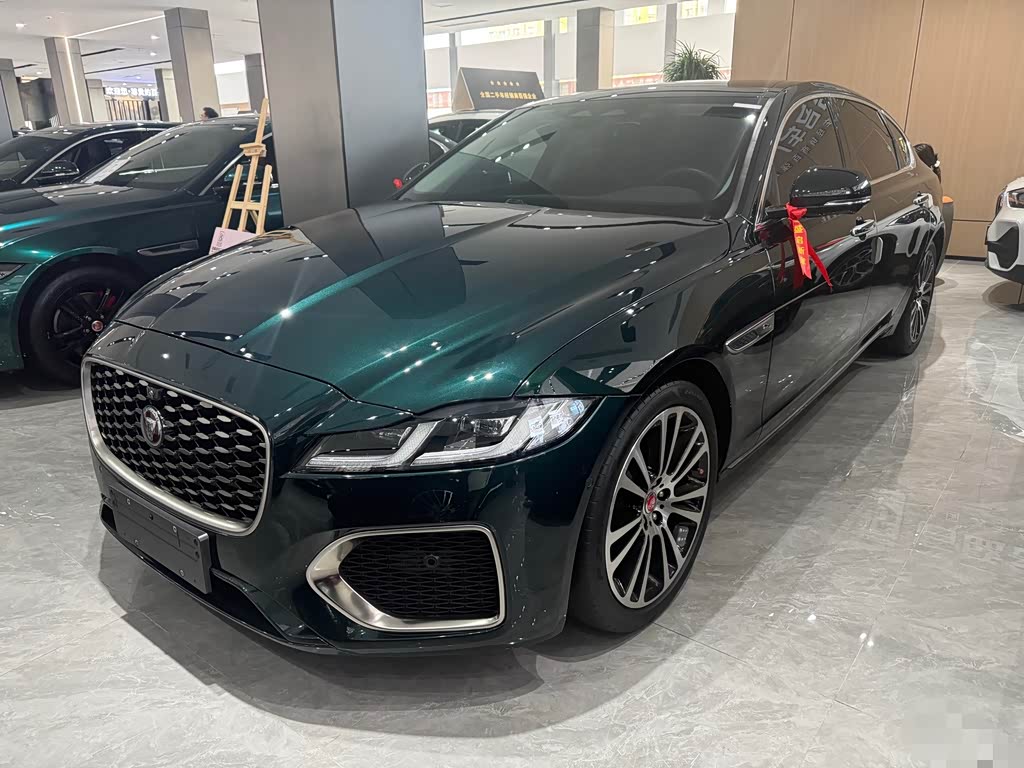Jaguar XFL