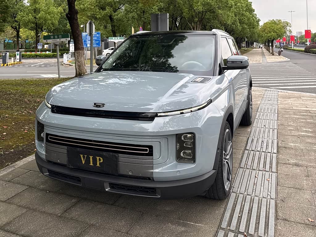 Geely Icon