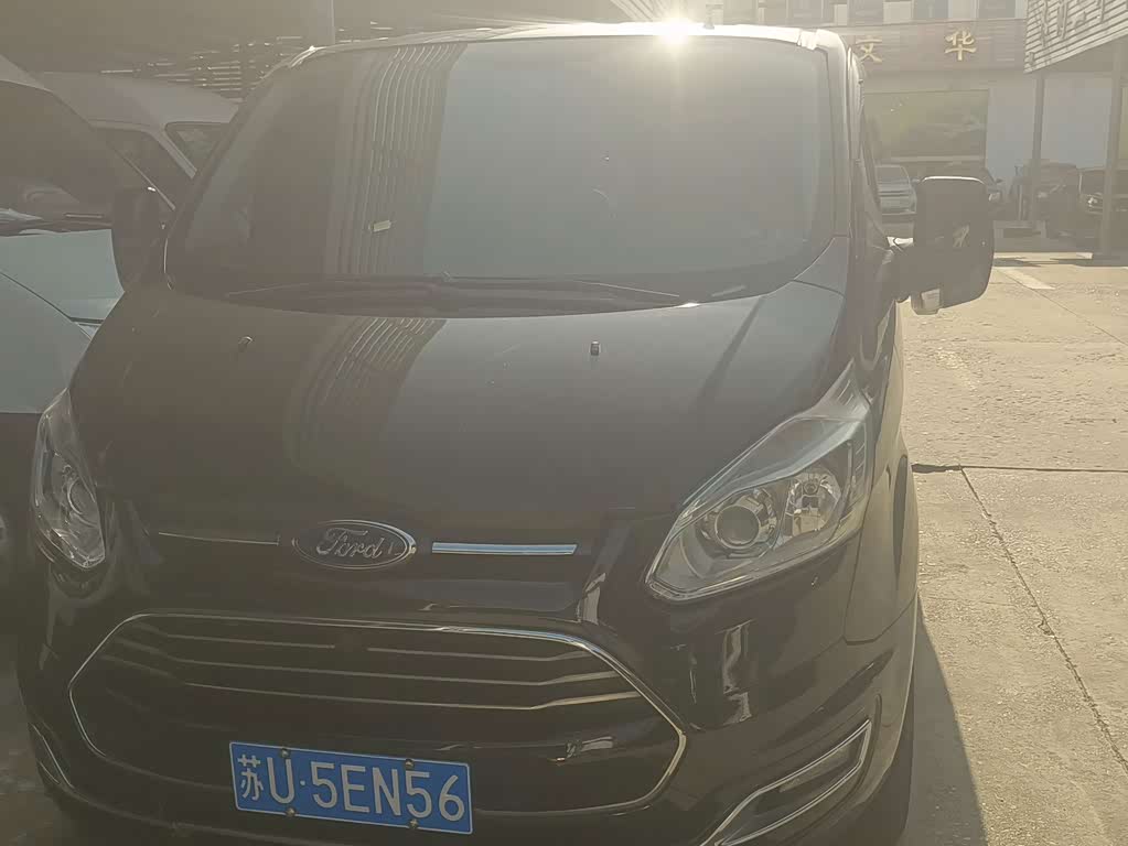 Ford Tourneo