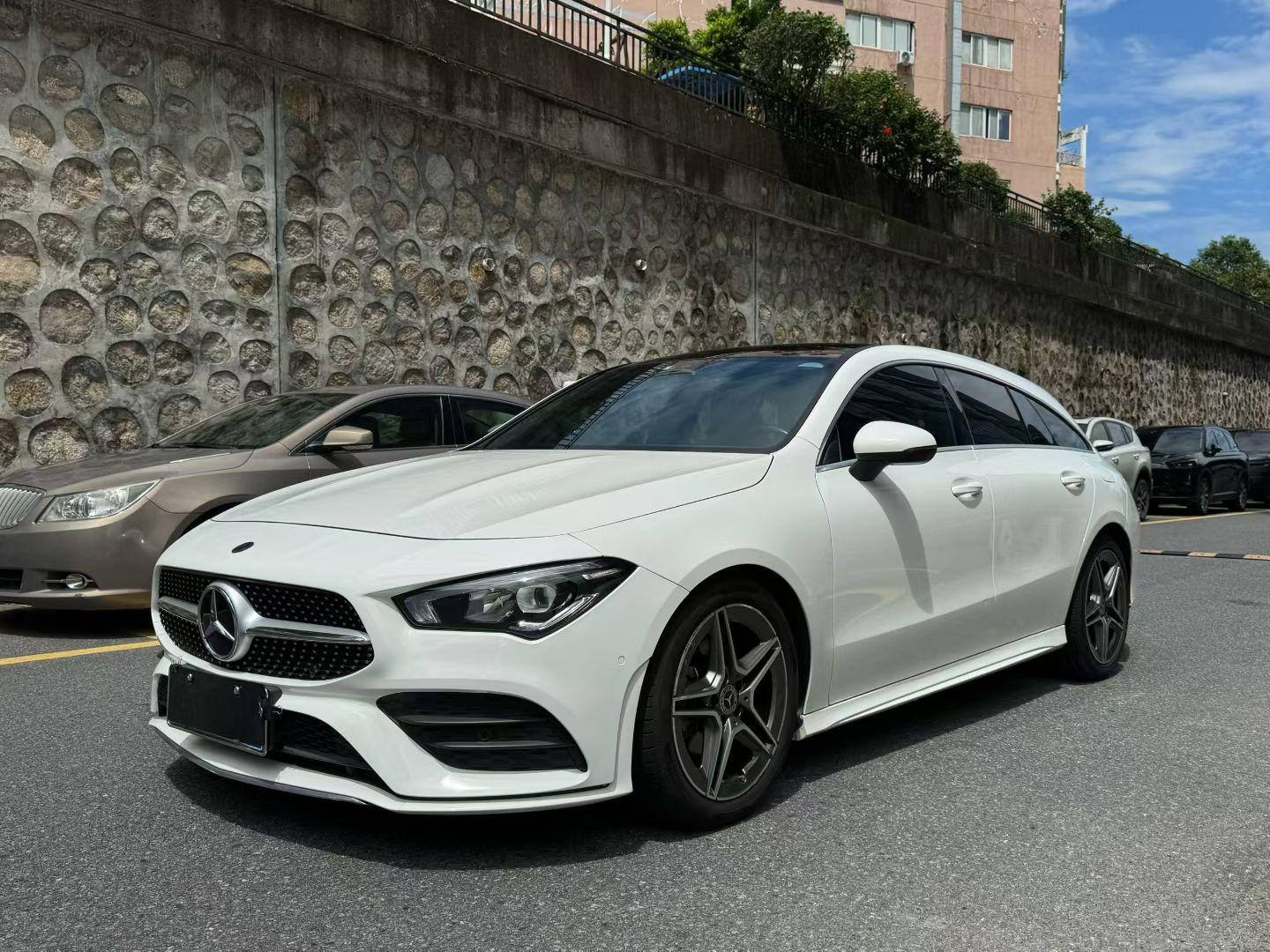 Mercedes-Benz CLA