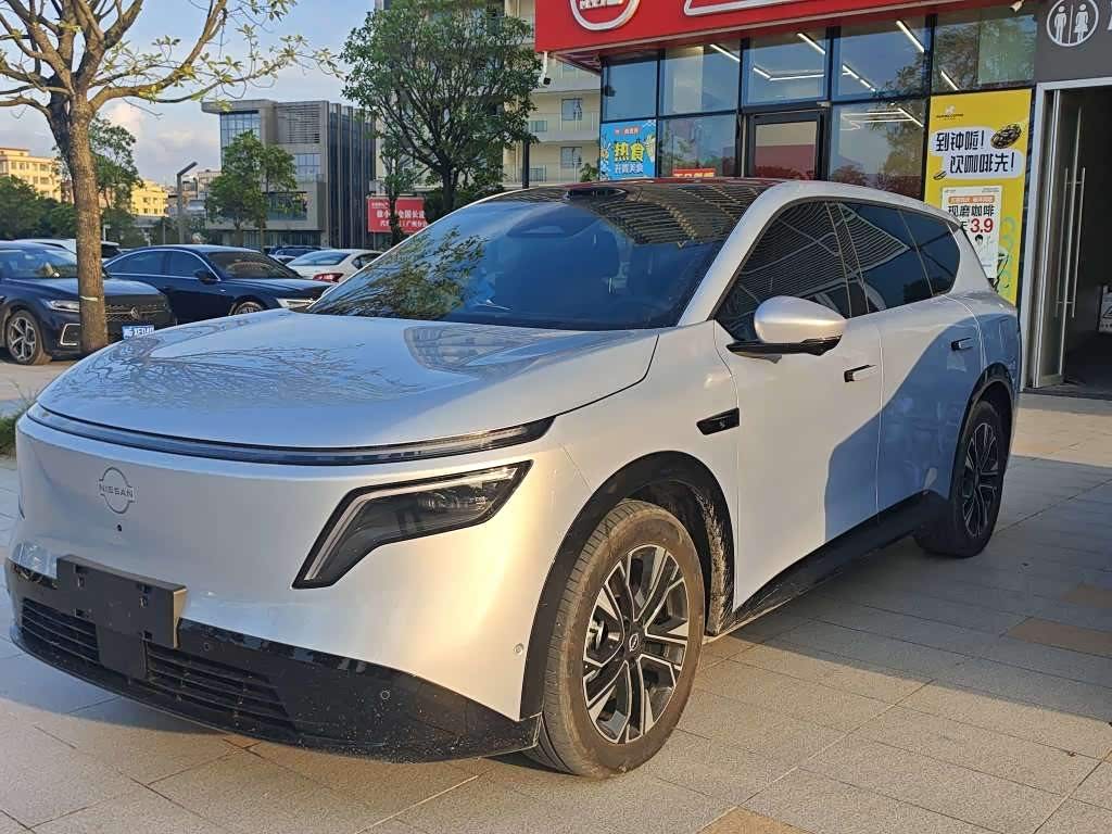 Nissan NX8