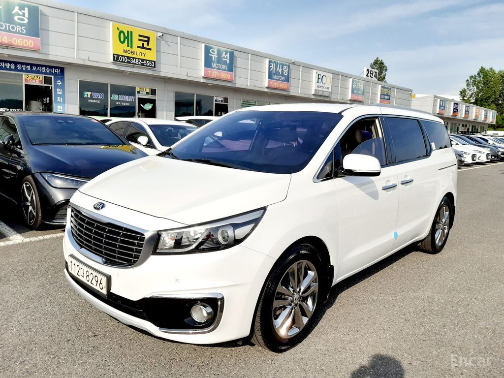 Kia Carnival