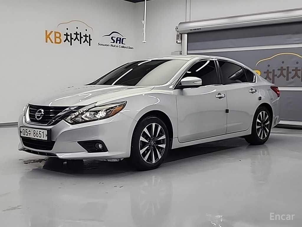 Nissan Altima