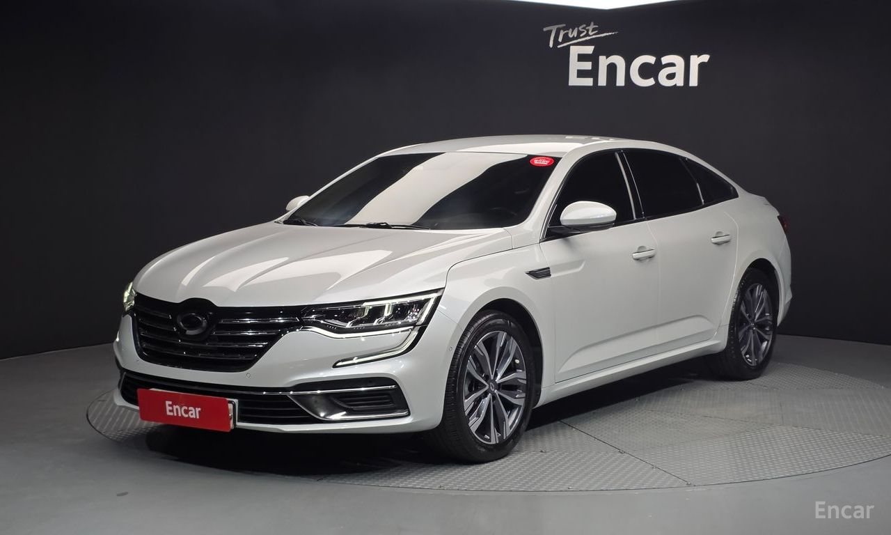 Renault SM6