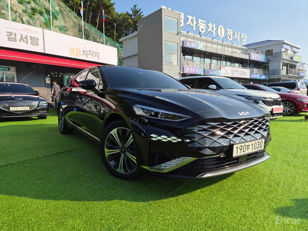 Kia K8