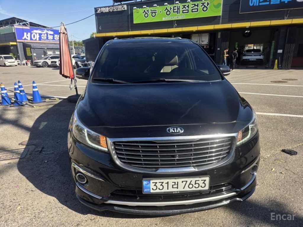 Kia Carnival