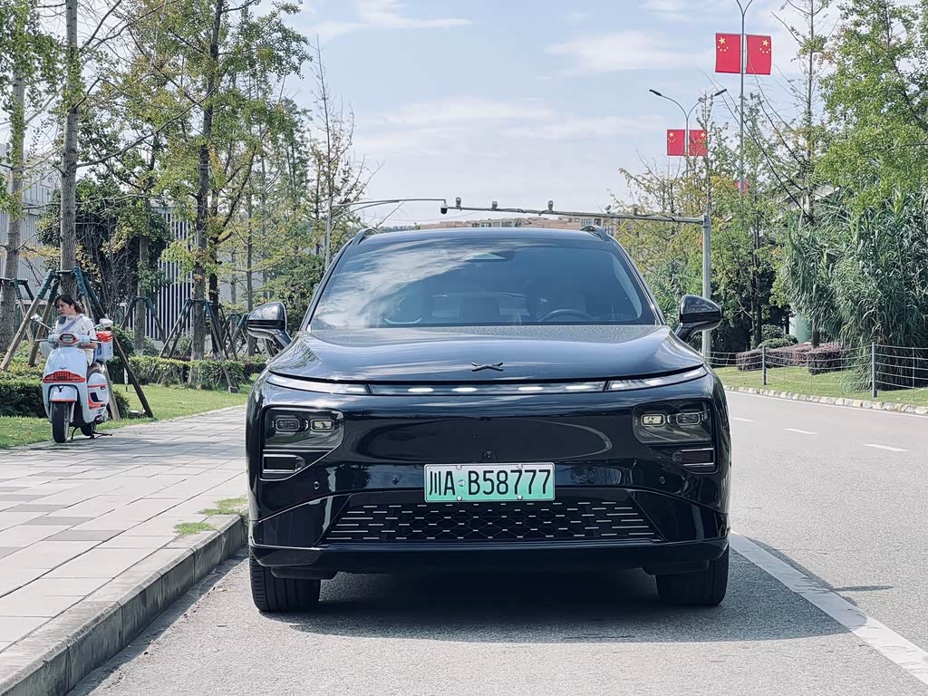 Xpeng G9