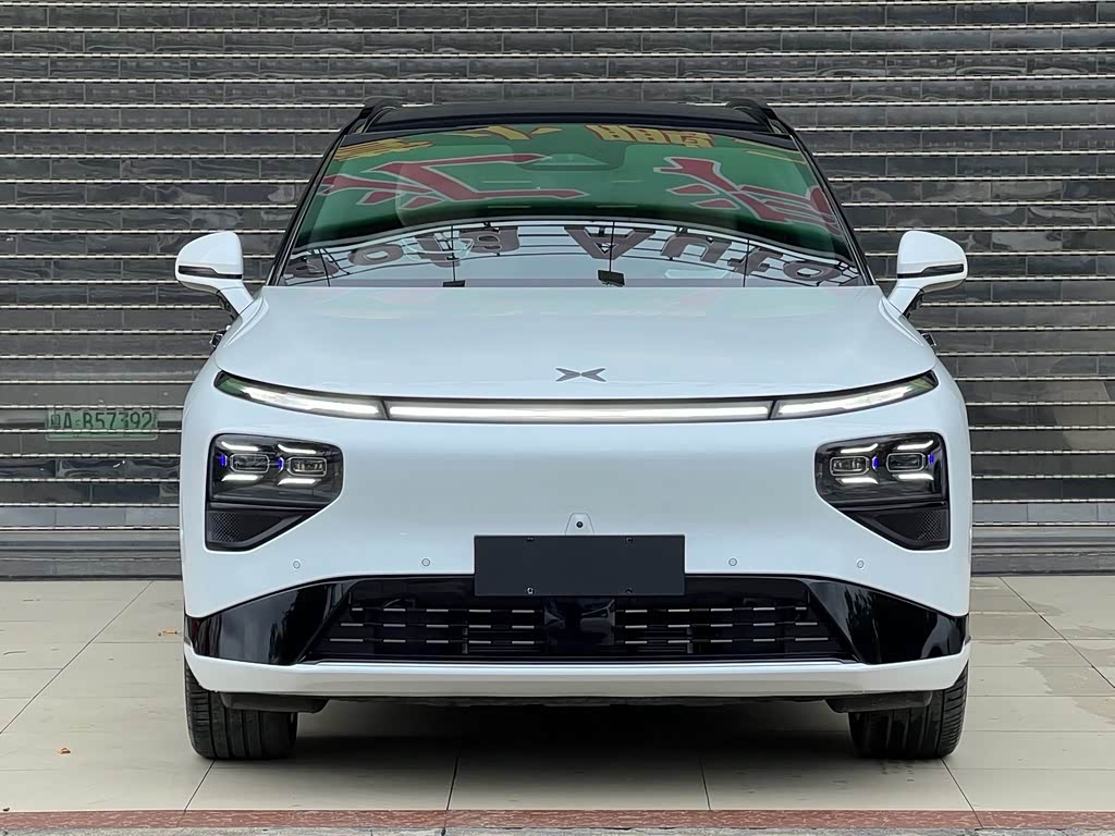 Xpeng G9