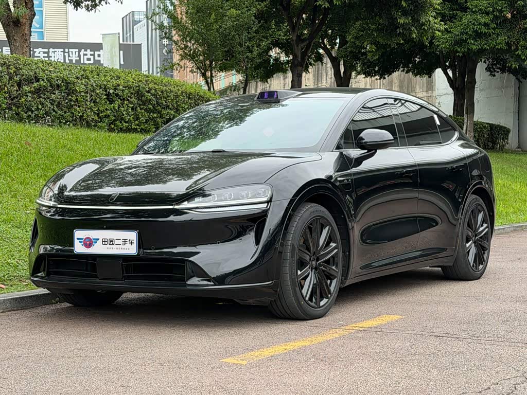 Luxeed R7