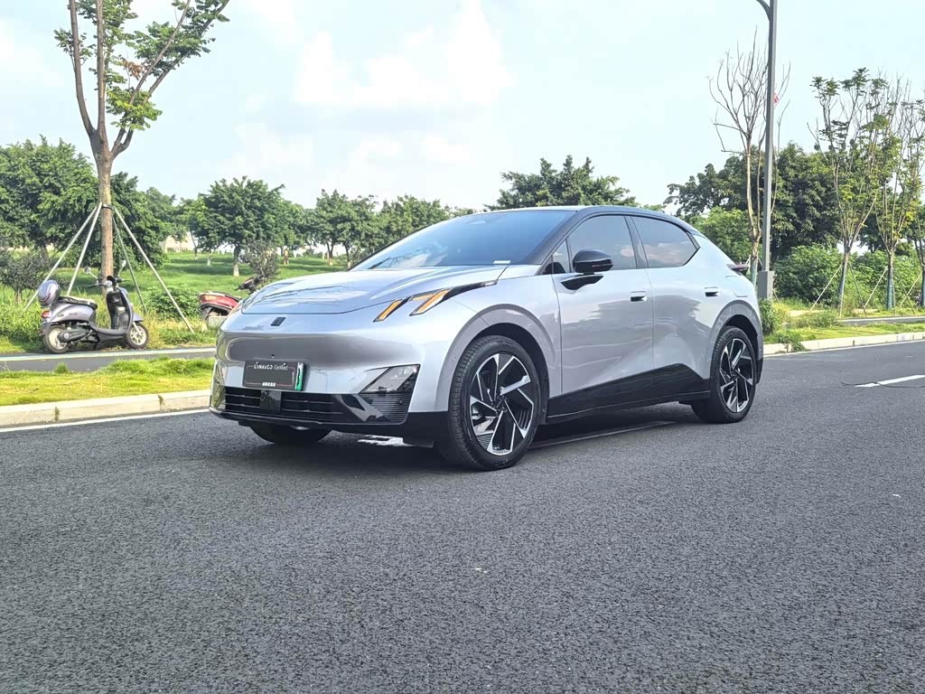 Lynk & Co Z20
