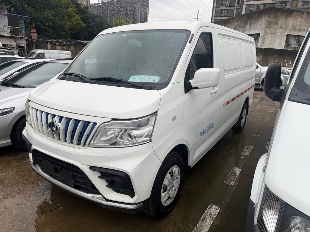 Changan EM80