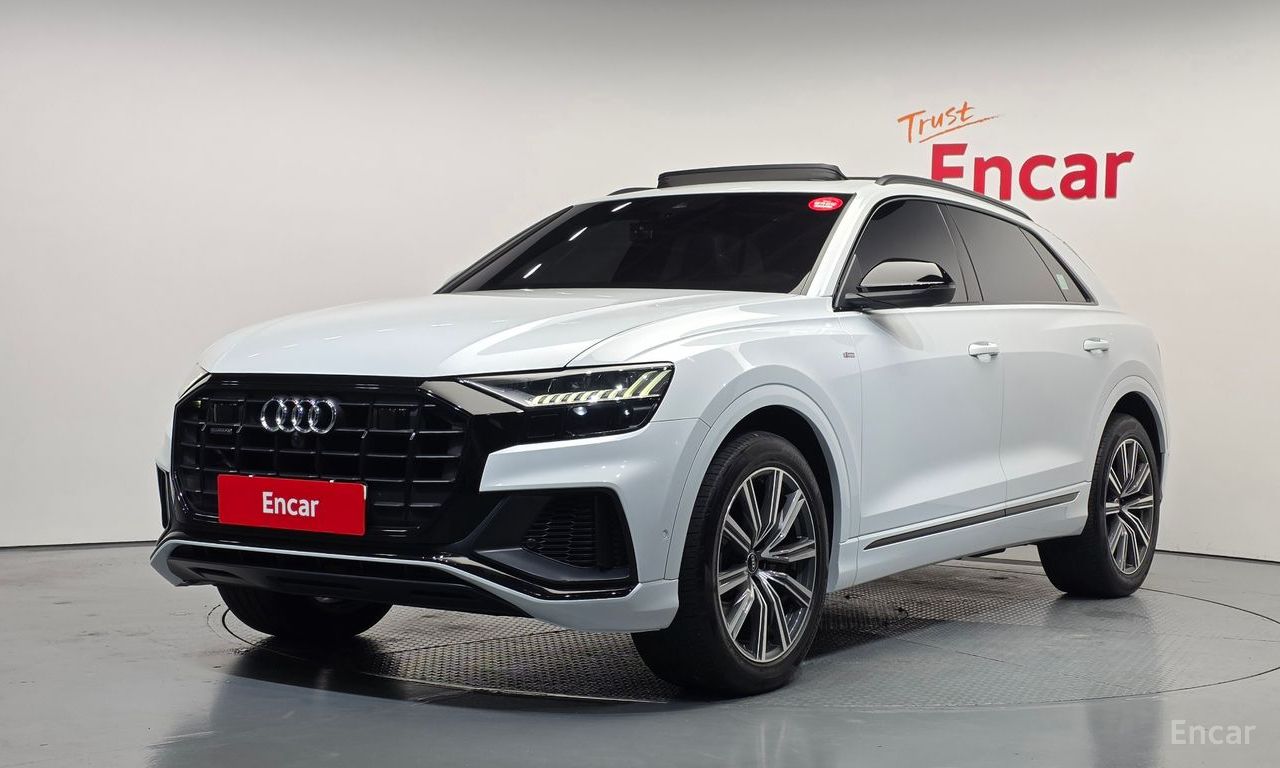 Audi Q8