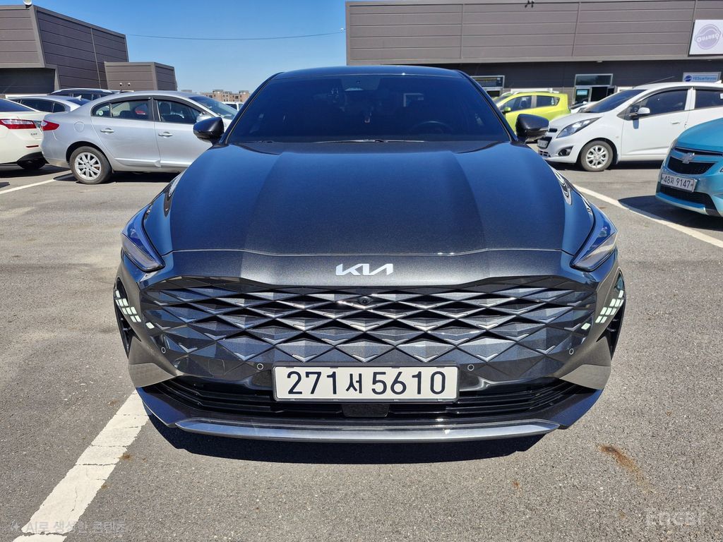 Kia K8