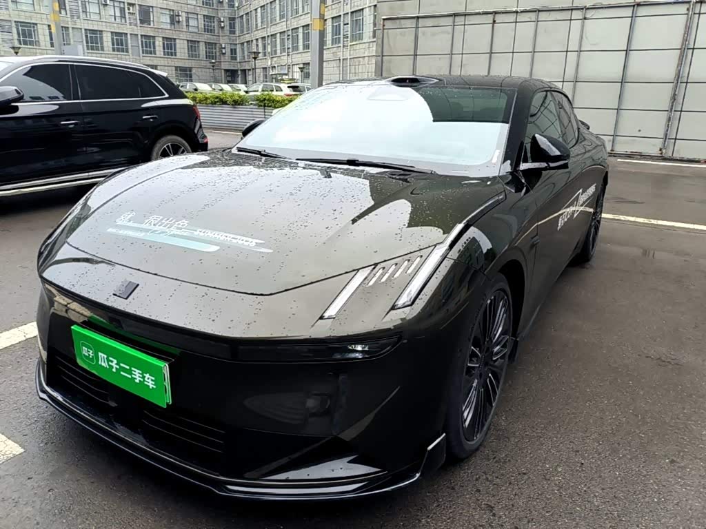 Lynk & Co 10