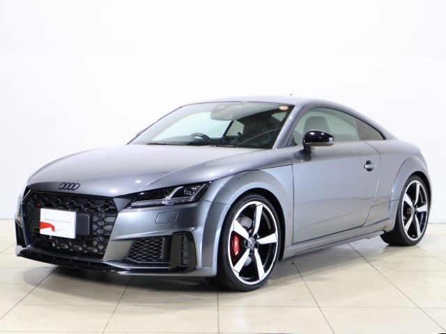 Audi TTS