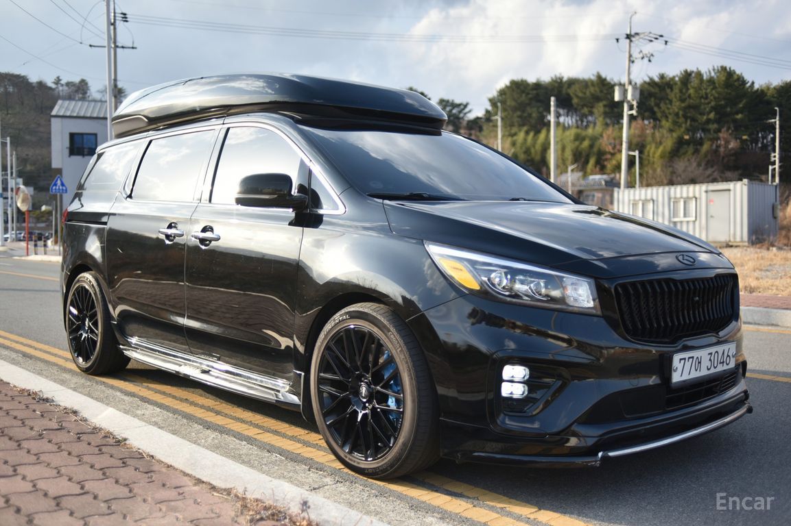 Kia Carnival